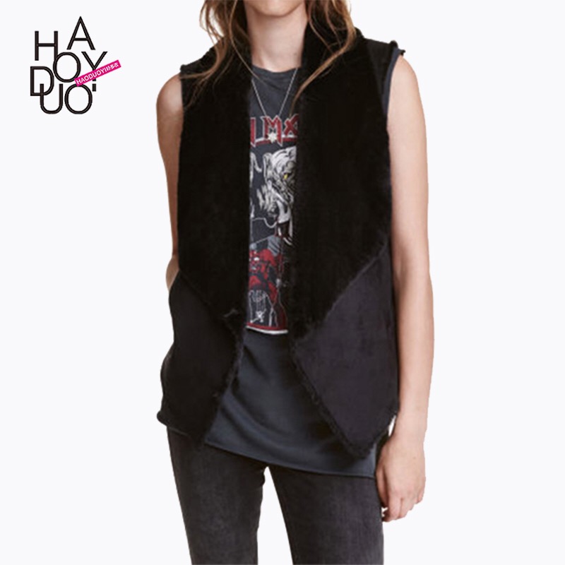 Tallyweijl เสื้อกั๊กแต่งขน กั๊ก ซับขนอุ่นด้านใน แบรนด์TALLY WEIJL สีดำ ทรงสวย ใส่แล้วผอมสวยมากมายค่า ดำ