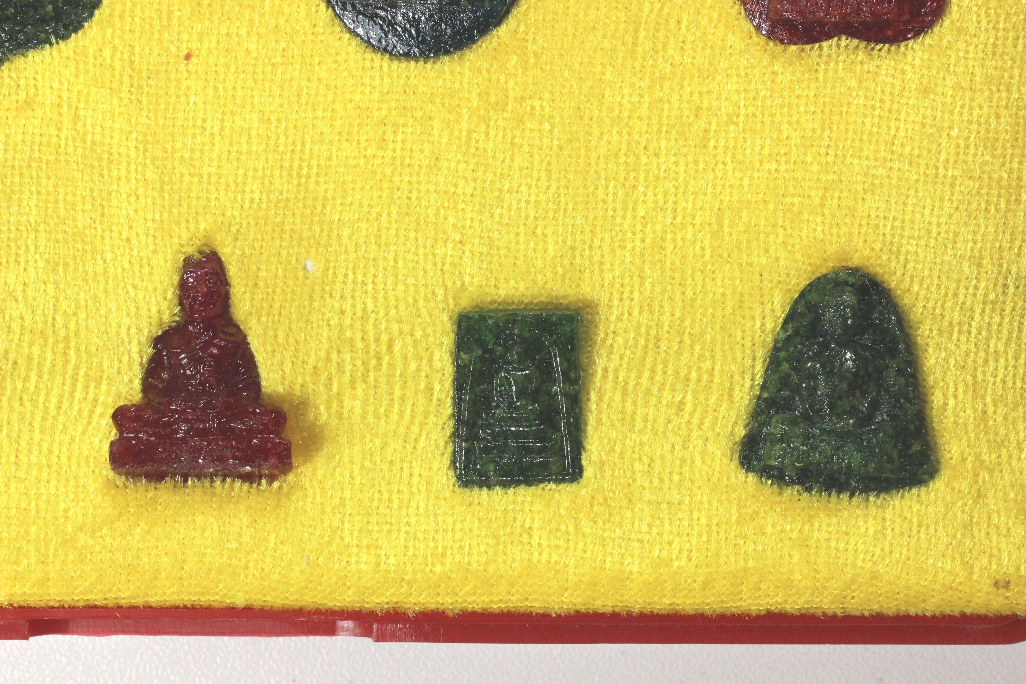 หลวงปู่คำพันธ์ วัดธาตุมหาชัย จ นครพนม รุ่นอธิฐานบารมี ครบชุดพร้อมกล่องเดิม