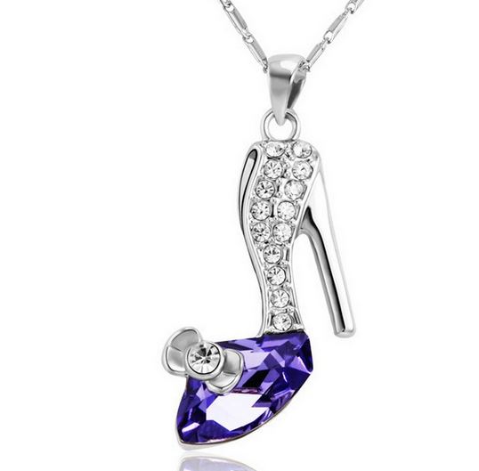 สร้อยคอ ผู้หญิง สร้อยคอ คริสตัลแท้ จาก Swarovski ห้อยจี้ รองเท้าแก้ว รองเท้าสีเงิน สุดหรู สไตล์ ซินเดอเรล่า คริสตัล สีม่วง สีแห่งโชคลาภ 618689