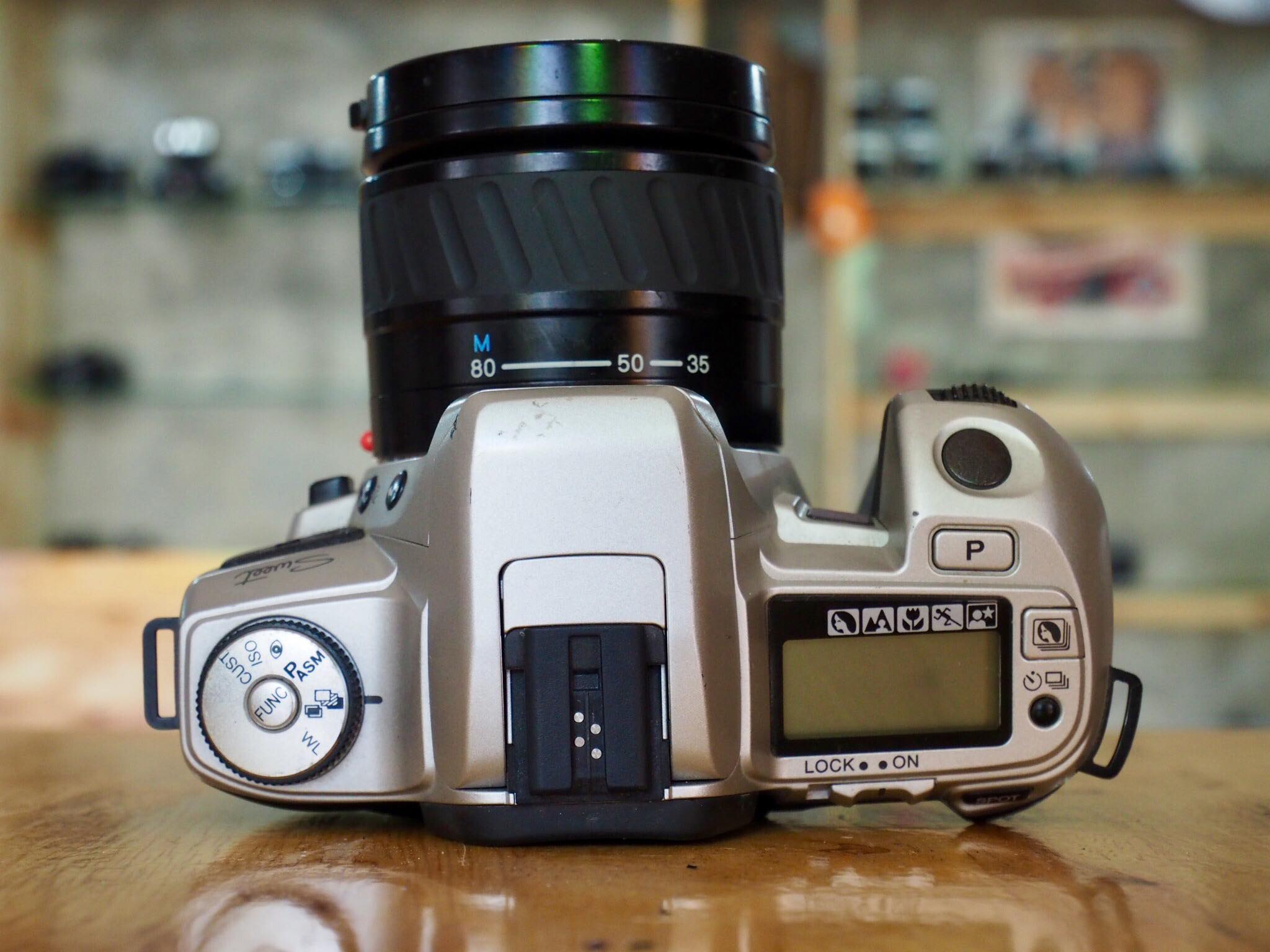 MINOLTA SWEET S MINOLTA AF ZOOM 35-80MM.F4(22)-5.6