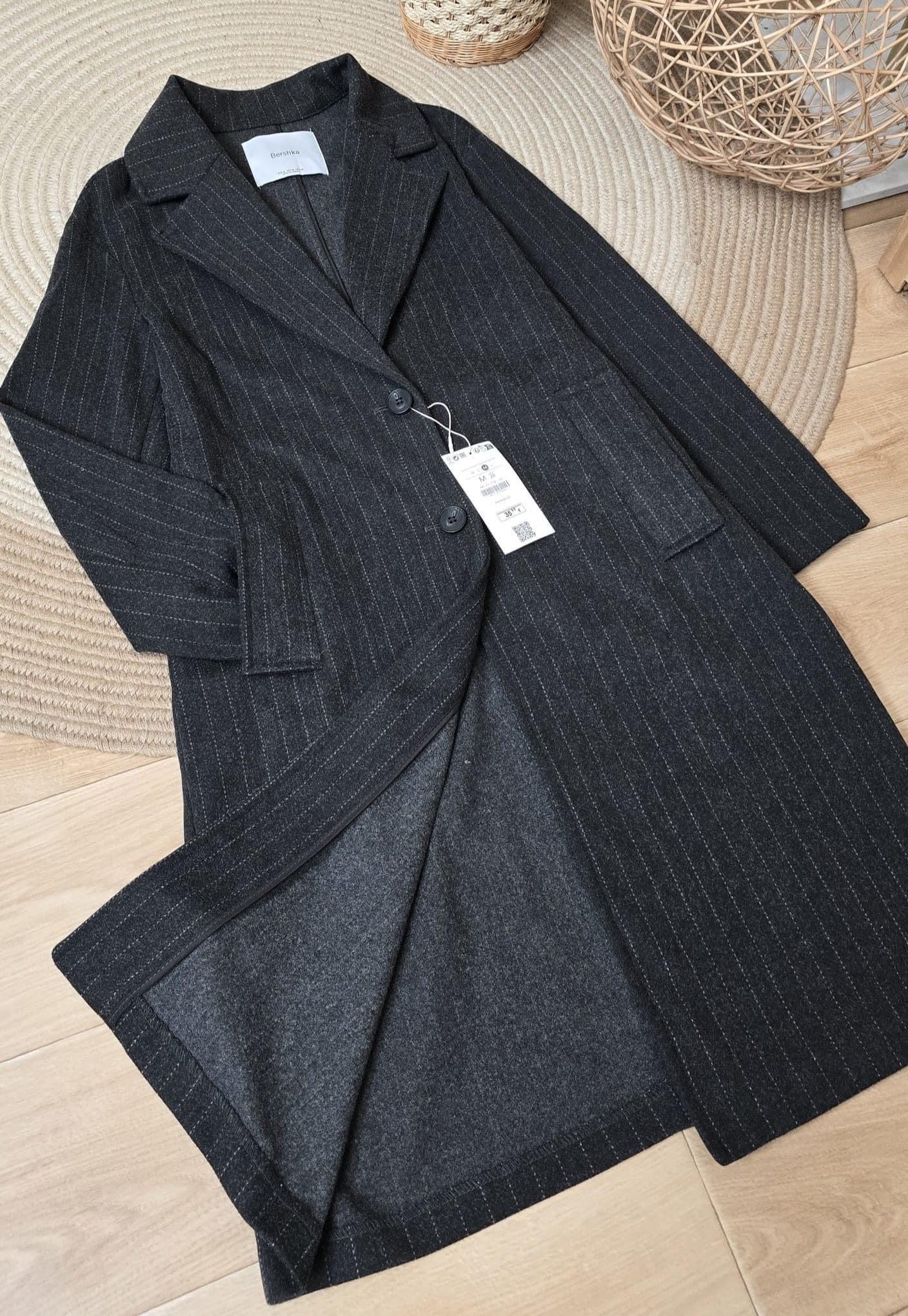 เสื้อโค้ท เสื้อกันหนาว Trench coat Bershka Knitting สีเทา แบรนด์ mohito สำเนา สำเนา