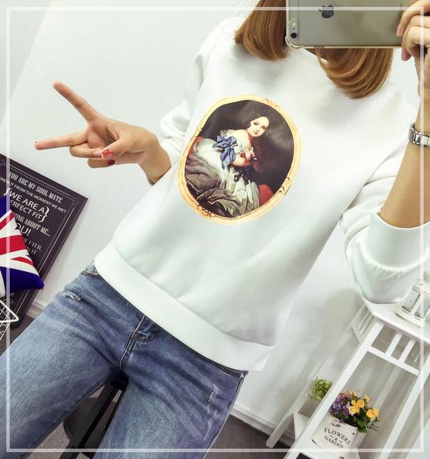 เสื้อวอร์ม เสื้อกันหนาว สีขาว แต่งสกรีนลาย แนว OLD SCHOOL สวย เท่ห์ แนวๆ คะ
