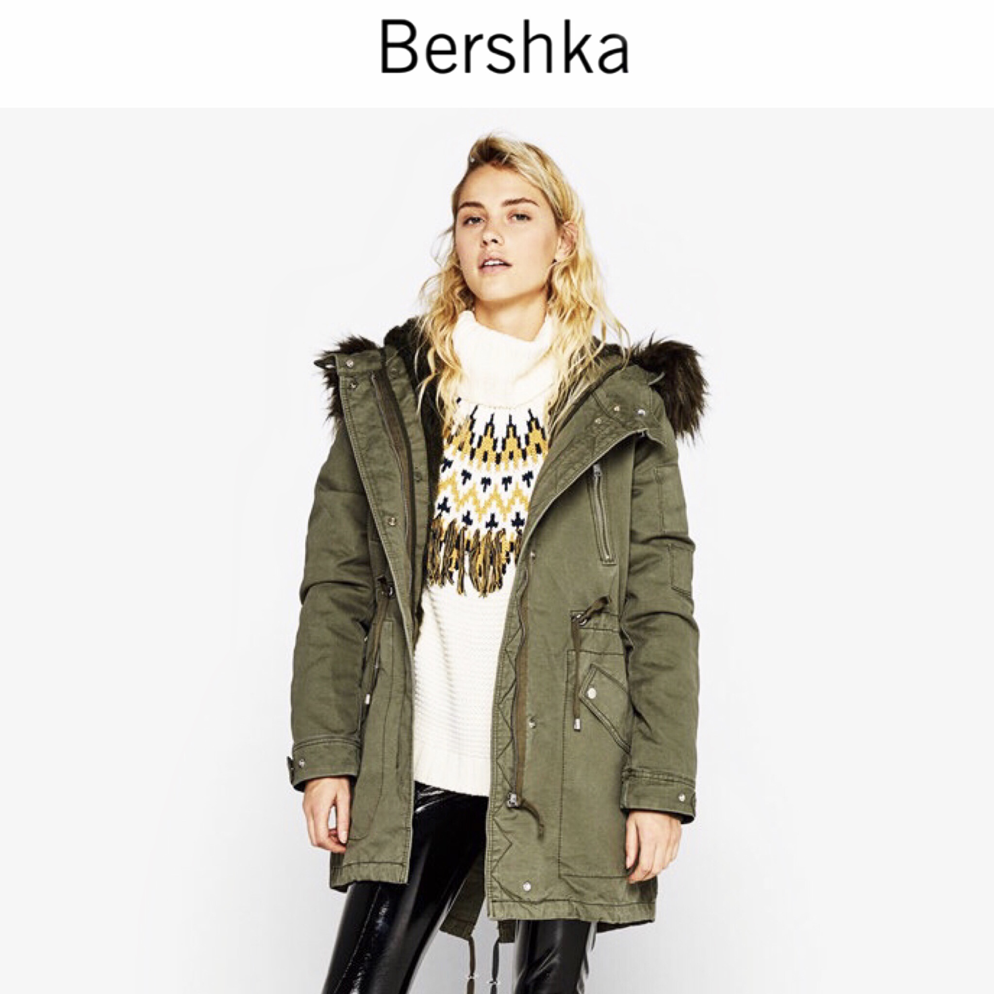 เสื้อโค้ทฮูท BERSHKAกันหนาว Parka สีเขียวแต่งขนเฟอร์ ซับขนอุ่นด้านใน (เฟอร์ & ขนอุ่นด้านใน ถอดได้คะ) งานสวย บุนวมอุ่น ใส่ติดลบได้เลยคะ Size XS/S/M/ L เขียว