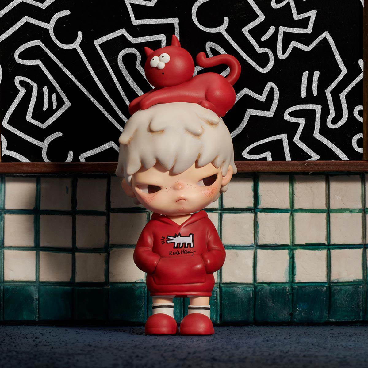 POP MART Hirono x Keith Haring Figure แมวแดง