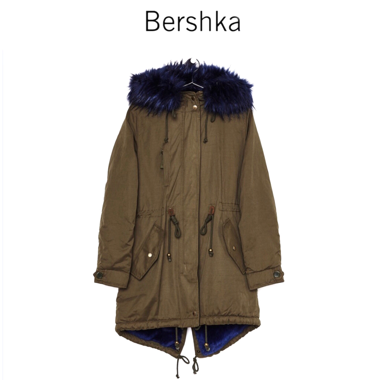 BERSHKA เสื้อโค้ท โค้ทฮูท กันหนาว เสื้อparka ฮูท กันหนาวสีเขียว แบรนด์เนมBERSHKA แต่งเฟอร์ สีน้ำเงิน ซับขนอุ่นน้ำเงิน งานสวย มากคะ Size S/M/L/2L/3L สำเนา สำเนา เขียวเฟอร์น้ำเงิน