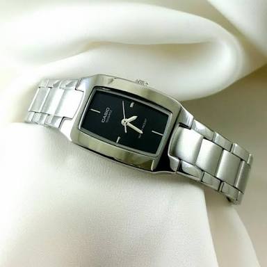 CASIO นาฬิกาคาสิโอ นาฬิกาข้อมือ นาฬิกากันน้ำ นาฬิกาของแท้ ประกันศูนย์ CMG 1 ปี รุ่น LTP-1165A-1C นาฬิกาสีเงิน