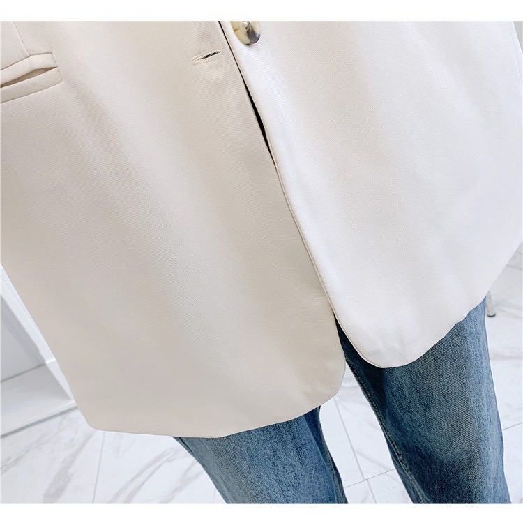 เสื้อโค้ท เสื้อกันหนาว เนื้อผ้าสักหลาดวูล สีครีมเปลือกไข่ แบรนด์ PEAOFBLRD