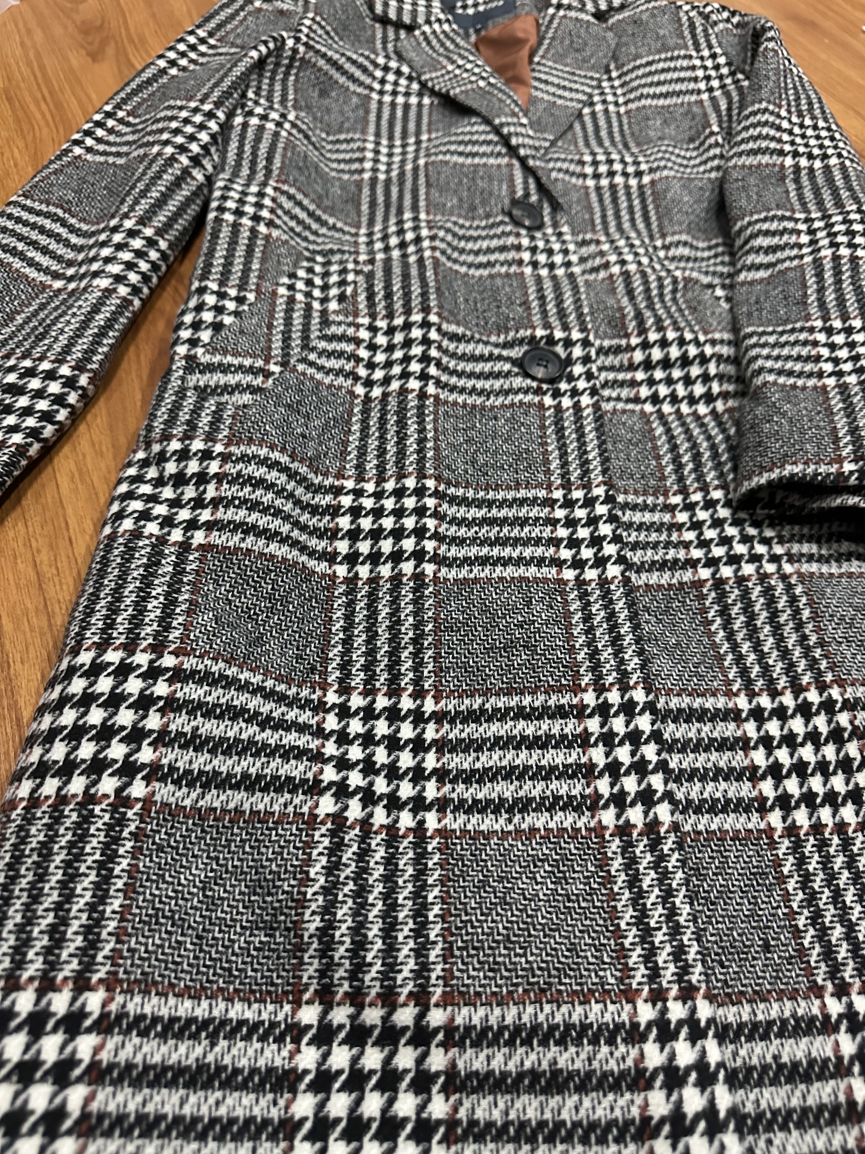 เสื้อโค้ท เสื้อกันหนาว เนื้อผ้าสักหลาดวูล checked coat แบรนด์ reserved สำเนา สำเนา