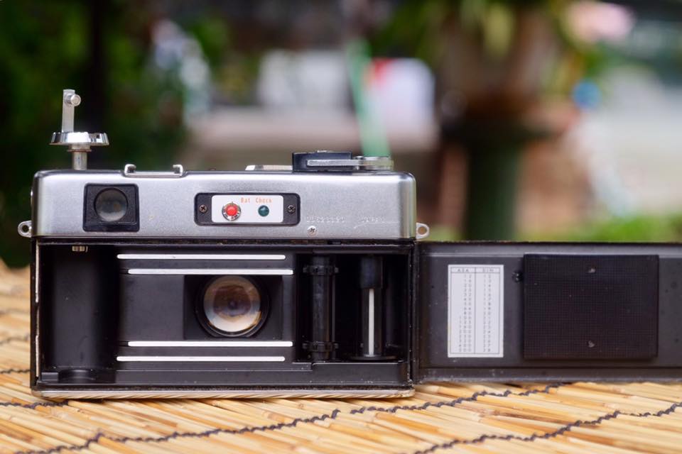 YASHICA ELECTRO 35 YASHINOO-DX 45MM. F1.7