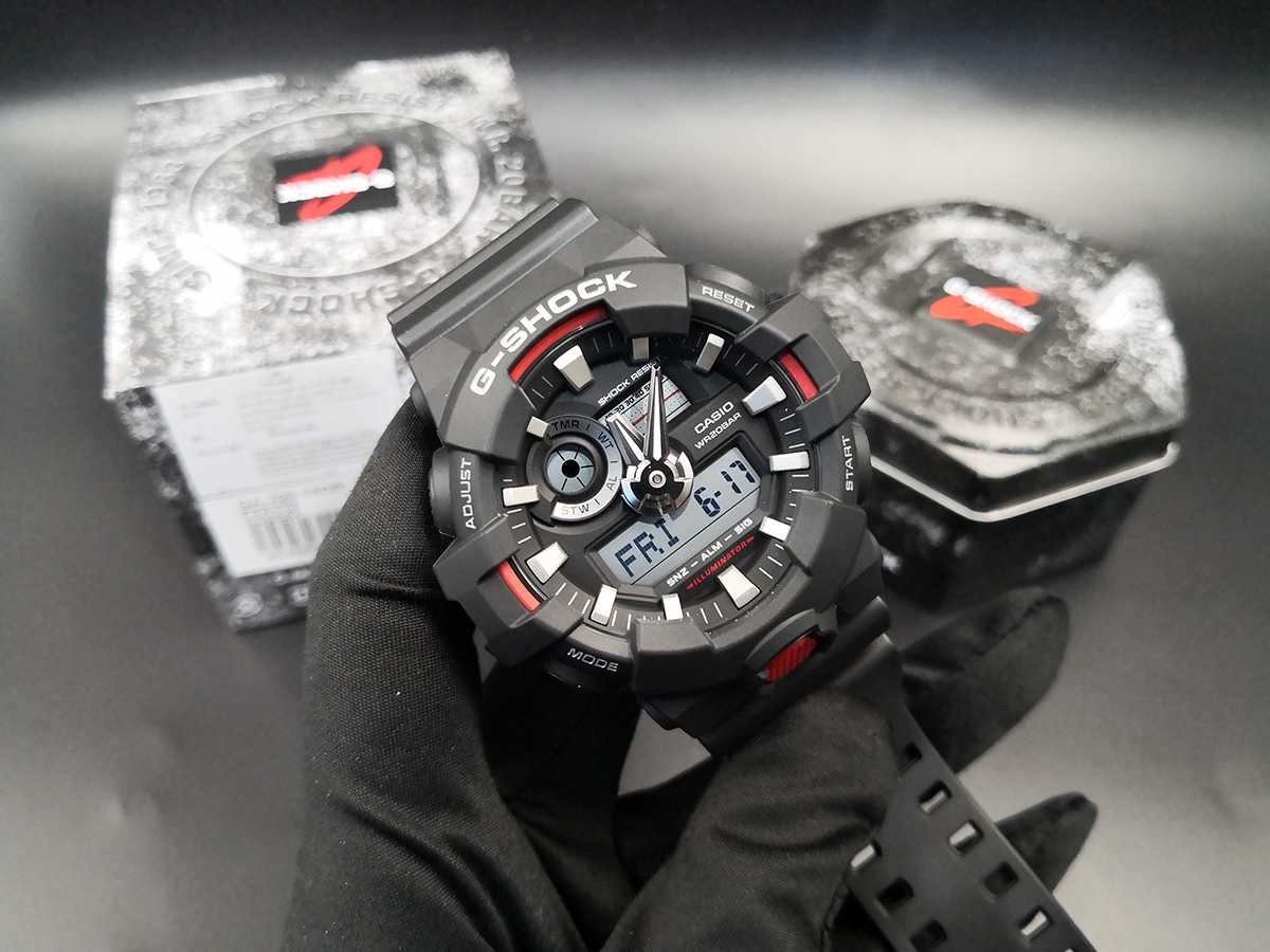 CASIO MID YEAR SALE G-SHOCK นาฬิกาข้อมือ นาฬิกากันน้ำ นาฬิกาของแท้ ประกันศูนย์ CMG 1 ปี รุ่น GA-700-1A นาฬิกาสีดำ