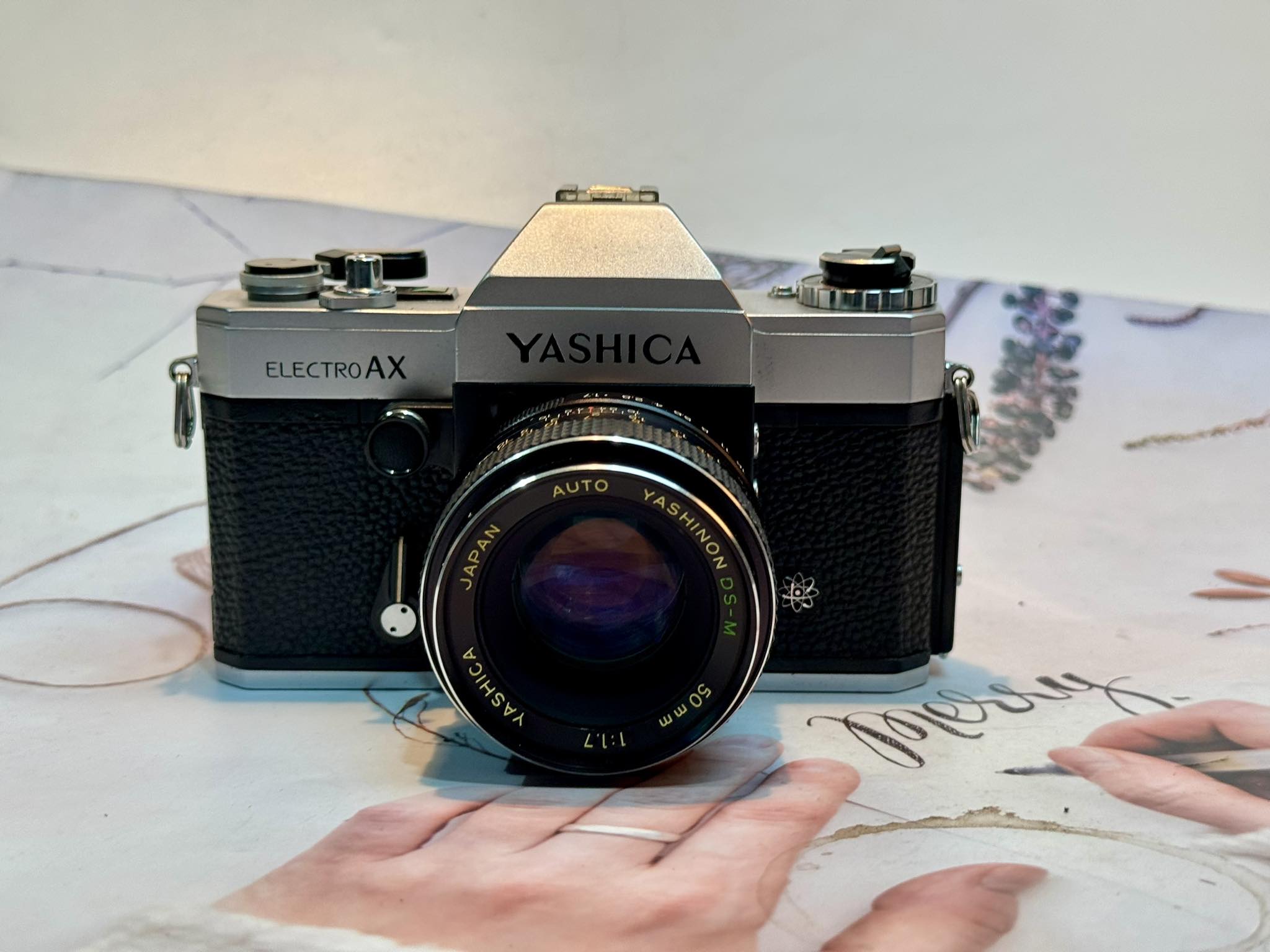 YASHICA ELECTRO AX YASHICA AUTO YASHINON DS-M 50MM.F1.7