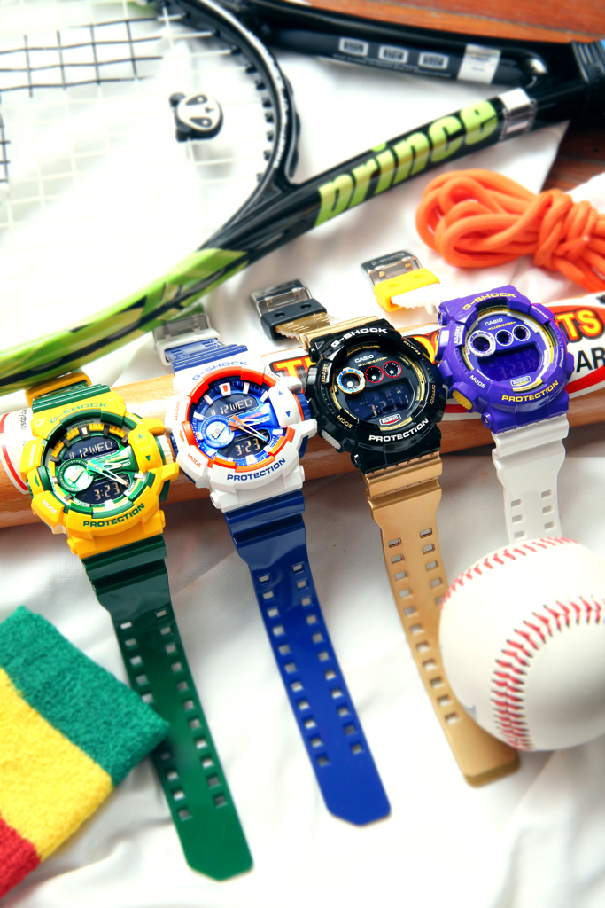 CASIO G-SHOCK นาฬิกาข้อมือ นาฬิกากันน้ำ นาฬิกาของแท้ ประกันศูนย์ CMG 1 ปี รุ่น GA-400CS-7A นาฬิกาสีขาว