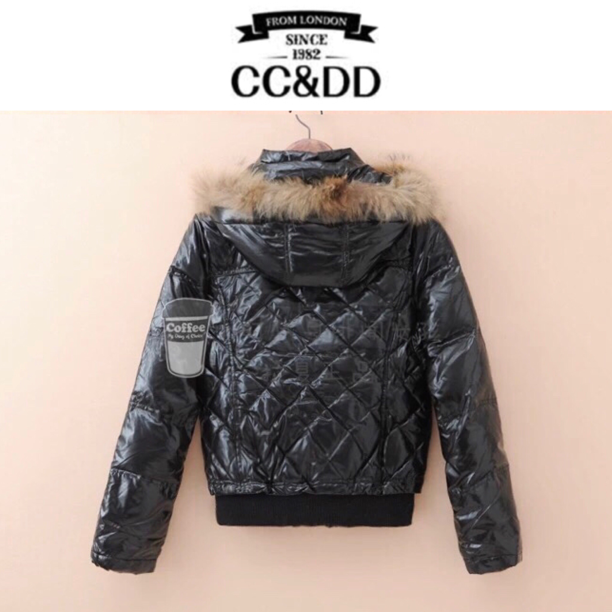 Cc&DD เสื้อกันหนาว ขนเป็ด เสื้อ ขนเป็ด แต่งหมวกฮูท แต่งขนเฟอร์ (เฟอร์/ฮูท ถอดได้ทุกชิ้นคะ) แบรนด์เนม CC&DD แท้ 100% งานสวย แพทเทินหรู อุ่นมากคะ Size S/M ดำ
