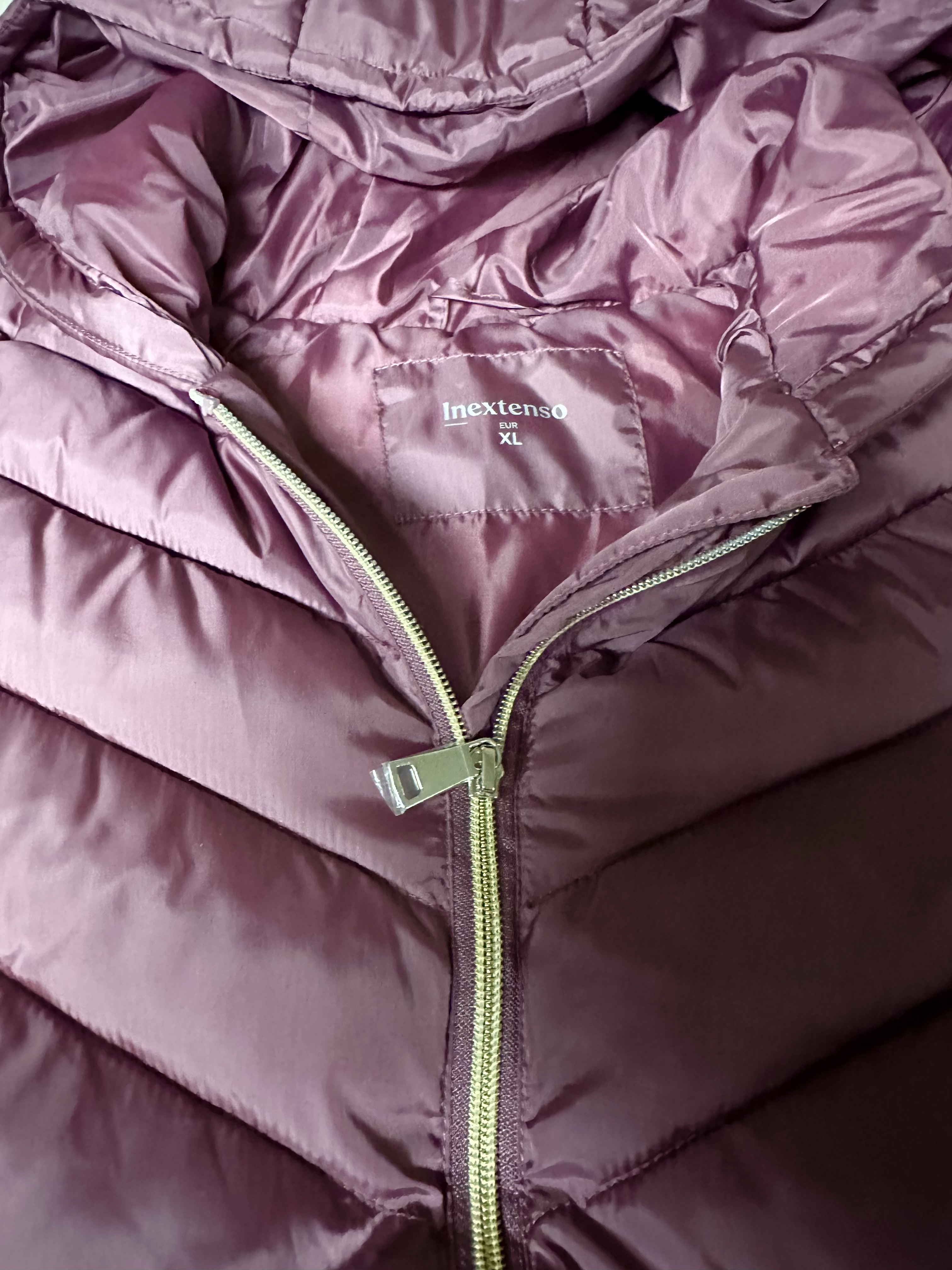 เสื้อกันหนาว เสื้อฮู้ดเฟอร์ บุนวมอุ่น สีแดง แบรนด์ INEXTENSO (padded puffer coat สำเนา