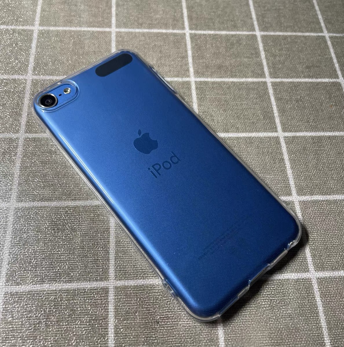 เคสสีใหม่ ดำ iPod Touch 5/6/7 (แถมฟรีฟิลม์กระจก)