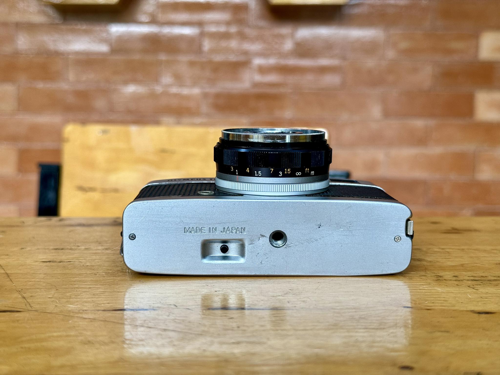 フィルムカメラ OLYMPUS TRIP 35 D.zuiko 40mm F2.8 Exc+3] OLYMPUS TRIP 35 D.Zuiko 40mm f/2.8 Point & Shoot 35mm