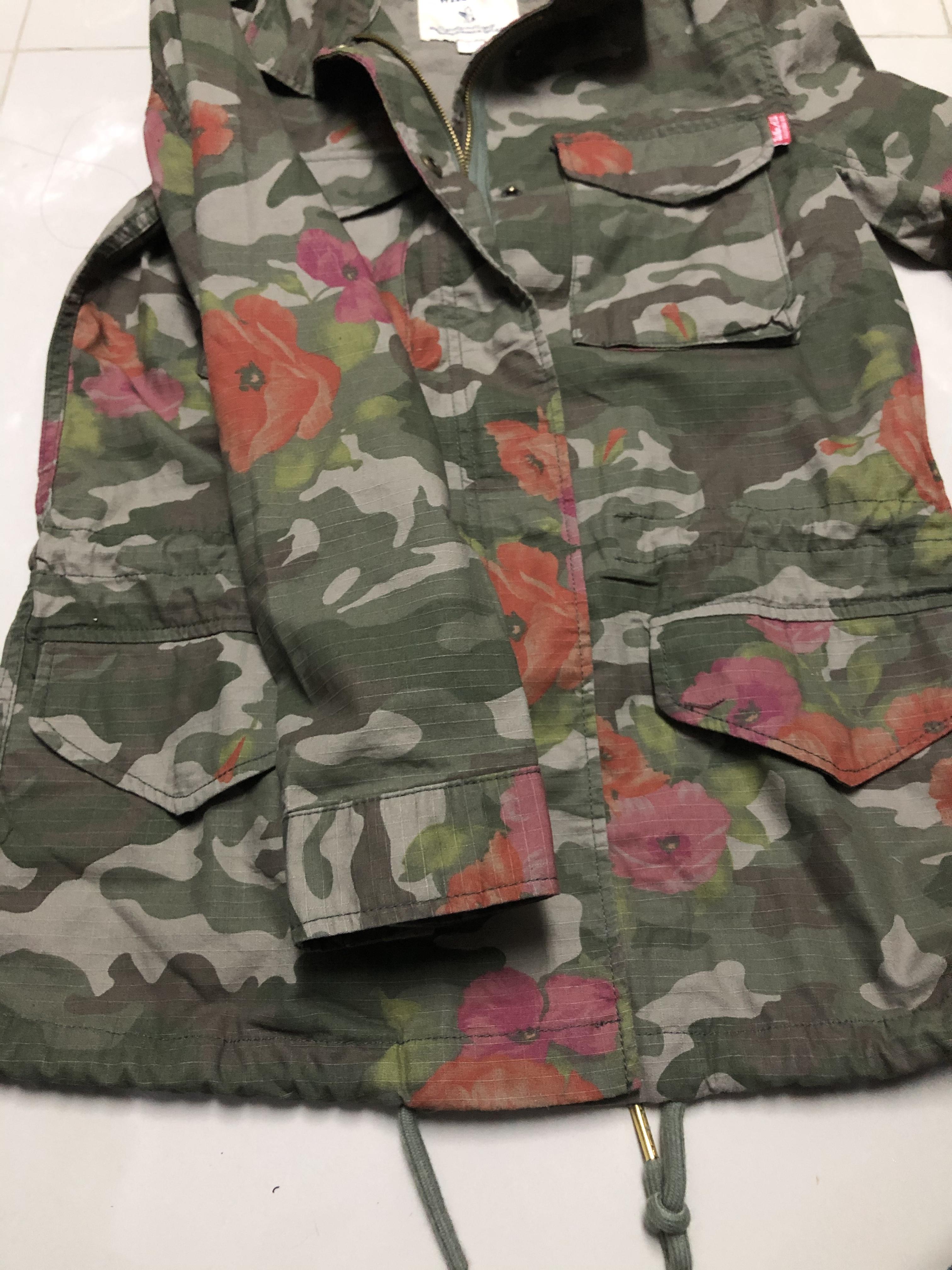 Who.au เสื้อนอกทหาร เสื้อแจ็คเก็ต ลายพรางFlora camo แนวทหาร แพทเทินสวย เท่ห์ มาก แบรนด์Who.Au คะ สำเนา สำเนา สำเนา สำเนา สำเนา เขียว