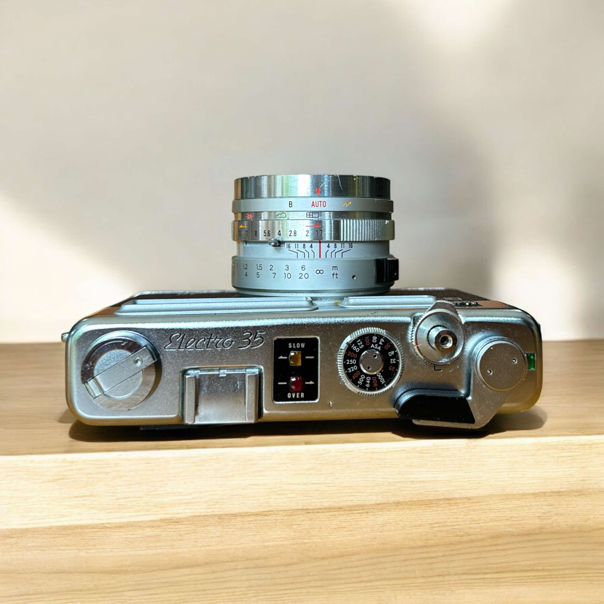 YASHICA ELECTRO 35 GS YASHICA COLOR YASHINON DX 45MM.F1.7
