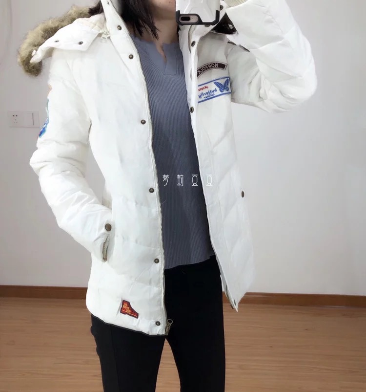 Lefties เสื้อโค้ทกันหนาว ขนเป็ด กันหนาวฮูทเฟอร์ ขนเป็ดสีขาว แบรนด์แคนาดา LEFTIES Outwear แท้ 100%ฮูท&เฟอร์ถอดได้ทุกจุดเลยคะ) งานสวย น่ารักมากคะ S/M/L ขาว