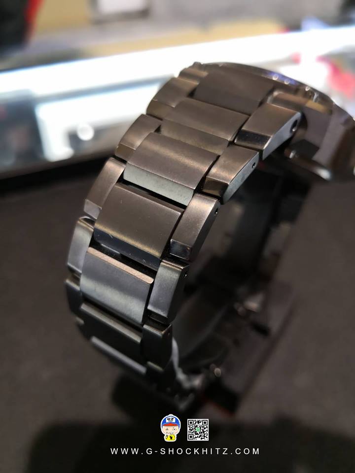 CASIO G-SHOCK นาฬิกาข้อมือ นาฬิกากันน้ำ นาฬิกาของแท้ ประกันศูนย์ CMG 1 ปี รุ่น MRG-G2000B-1A นาฬิกาสีดำ