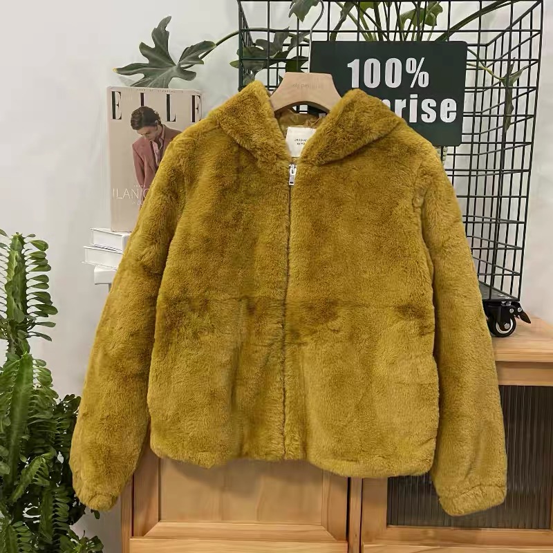 Jacqueline เสื้อเฟอร์กันหนาว หมวกฮู้ด เสื้อขน Fluffy coat แบรนด์ jacqueline เหลืองขมิ้น