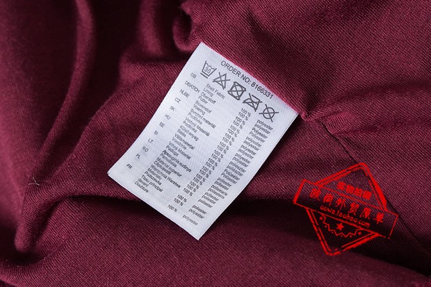 Page one เสื้อเฟอร์กันหนาว เสื้อคลุมขน สีแดง ขนนิ่มฟู นุ่มมากคะ แบรนด์ PAGE ONE แดง