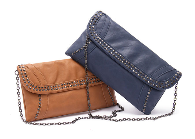กระเป๋า Clutch มือ TONI BIANCO แบรนด์สุดหรูออสเตรเลีย สีน้ำตาลอ่อน หนังหรูสุดนุ่ม สายโซ่ ถอดใส่ได้คะ