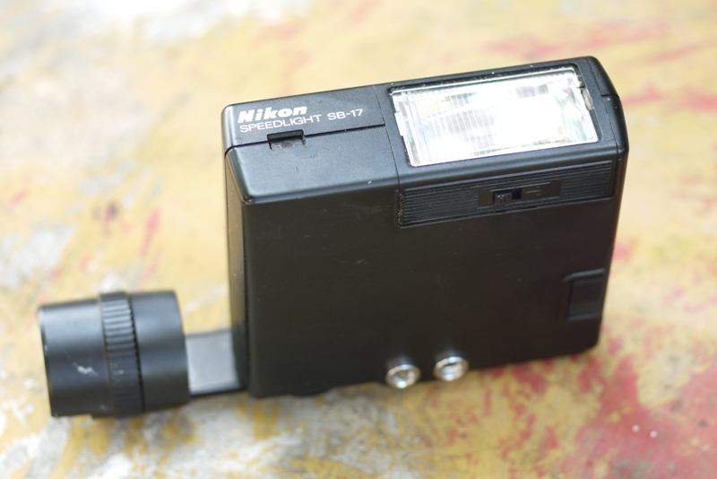 NIKON SPEEDLIGHT SB-17