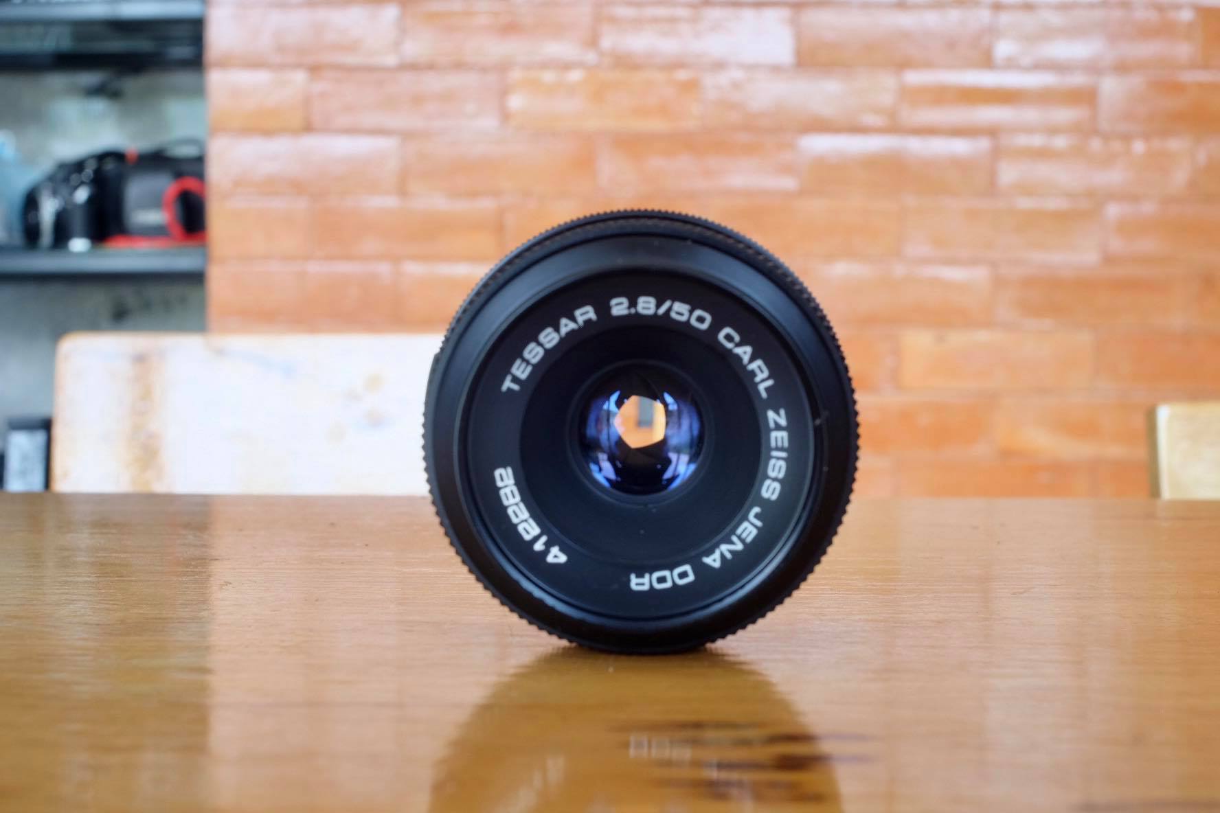 CARL ZEISS JENA DDR TESSAR 50MM.F2.8 M42 MOUNT