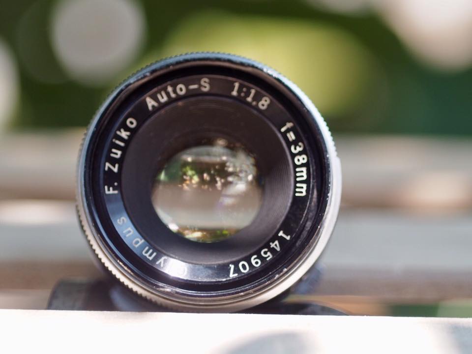Olympus F. Zuiko Auto-S 38mm. F1.8