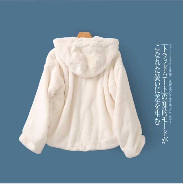 Forever21 เสื้อเฟอร์กันหนาว หมวกฮู้ด เสื้อขน แบรนด์ forever21 (FLUFFY COAT) ขาว
