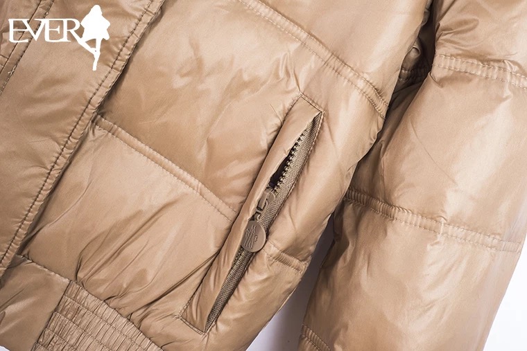 เสื้อกันหนาว ขนเป็ด แต่งหมวกฮูท MONCLER