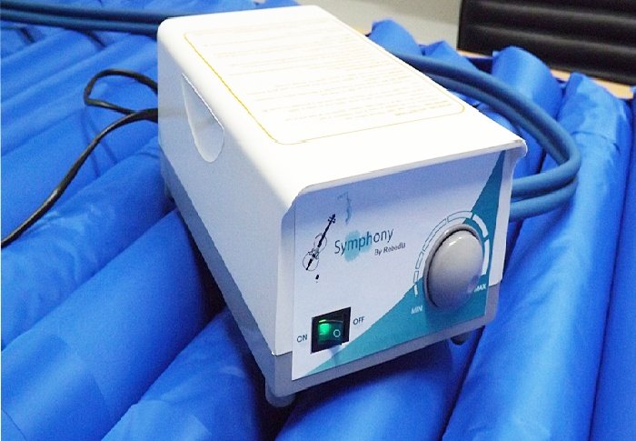 ที่นอนลมแบบลอน ยี่ห้อ Symphony รับประกันมอเตอร์ 2 ปี/ ที่นอนลม 3 ปี แถมลอน+ผ้าคลุม **สอบถามรายละเอียดเพิ่มเติมได้ค่ะ ยินดีแนะนำ**