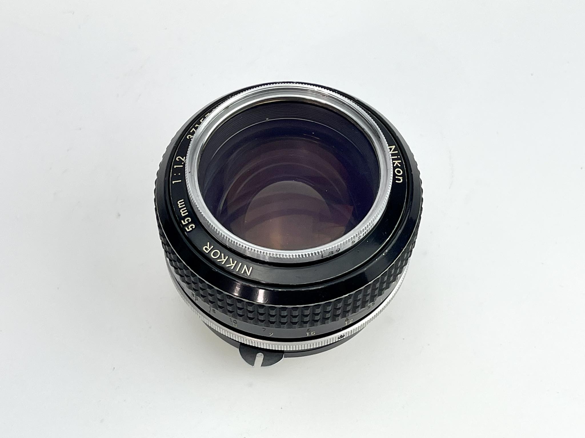 NIKON NIKKOR 55MM.F1.2 NIKON NON AI MOUNT (บากท้ายแล้ว)