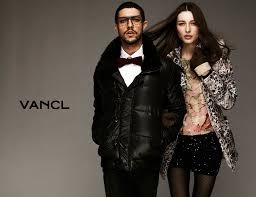 เสื้อกันหนาว เสื้อหนาวบุนวมอุ่น แบรนด์ VANCL สีดำ มีซับ แขนจัมพ์ คอจัมพ์กัน ลมด้านใน สวยหรูม ากคะ สินค้าพรีเมี่ยม จน.จำกัดคะ1️2สี:กาแฟ/ดำSize(cm) :ไหล่ /อก/แขนเสื้อ /ความยาว XS:36 /82 /59 /57cm S :3
