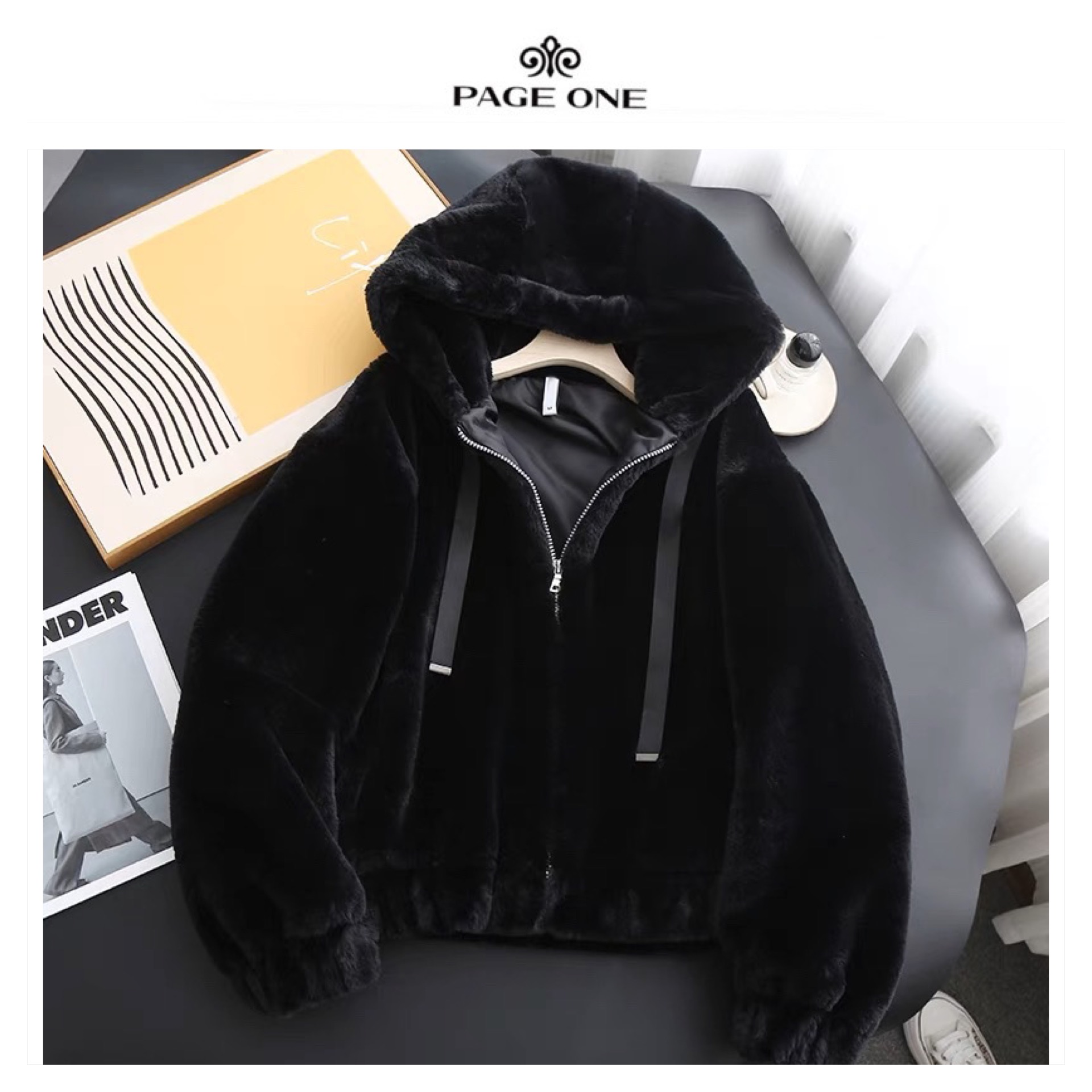 Page one เสื้อเฟอร์กันหนาว หมวกฮู้ด เสื้อขน Fluffy coat แบรนด์ page One ดำ