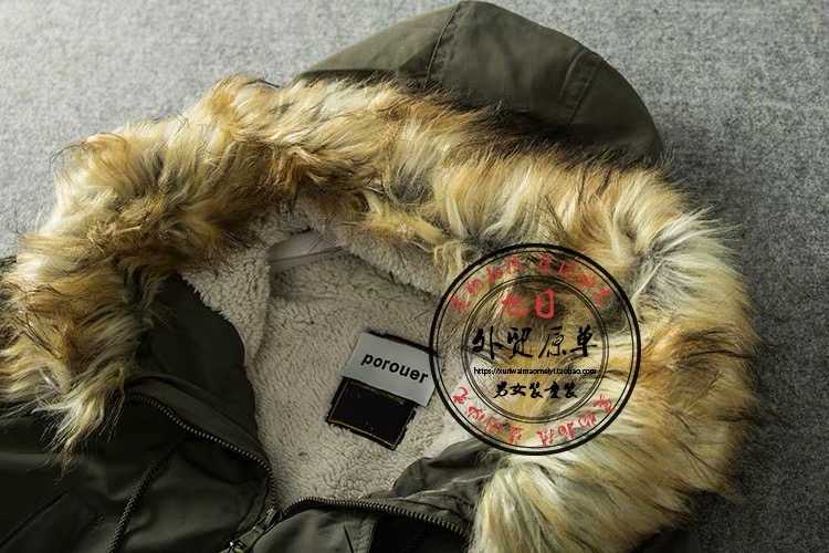 Private pause เสื้อโค้ทฮูท กันหนาว Parka สีดำ เนื้อผ้าไนล่อนสังเคราะห์ แบรนด์ Private pause แต่งขนเฟอร์ ซับขนอุ่นด้านใน เฟอร์สวย พริ้วมากคะ (ขนเฟอร์ถอดได้คะ) งานสวย บุนวมอุ่น ใส่ติดลบได้เลยคะ Size XS/S/M/ L/XL/XXL สำเนา ดำ
