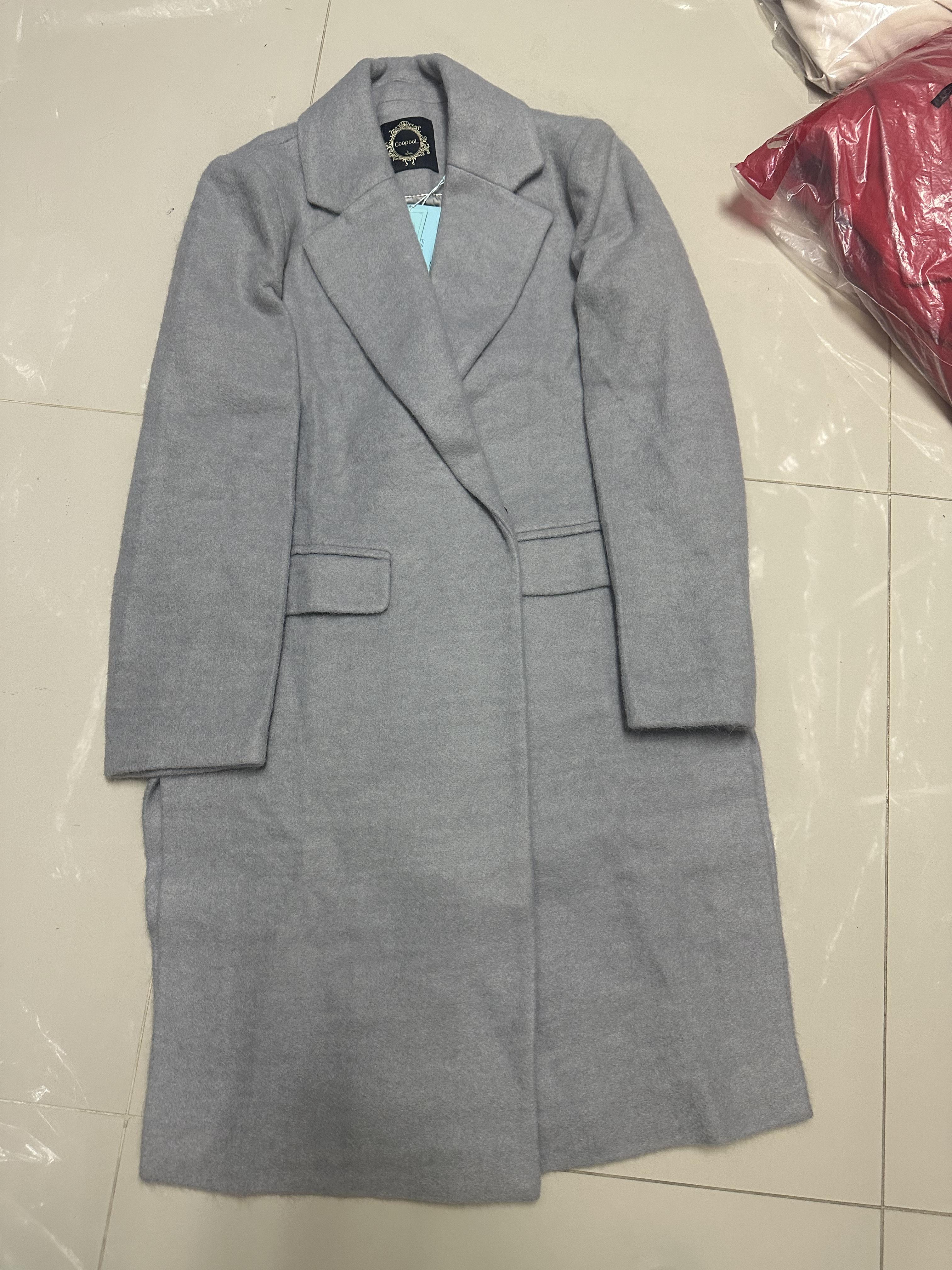 เสื้อโค้ท เสื้อกันหนาว เนื้อผ้าสักหลาดวูล สีเทา แบรนด์ COOPOOL