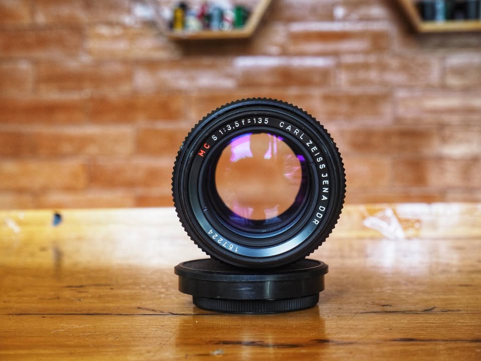 CARL ZEISS JENA DDR MC S 135MM.F3.5 (Sonnar) M42 MOUNT