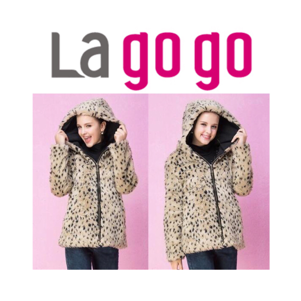 La gogo เสื้อกันหนาว เสื้อโค้ท แต่งขน ลายเสือ เสื้อขน เสื้อคลุม แบรนด์เนม La Go Go แท้100%สวยหรู ไซส์ S/M/L ลายเสือ