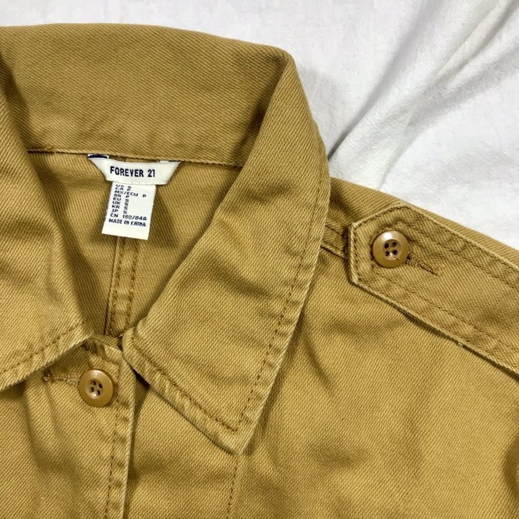 Forever21 เสื้อทหาร เสื้อฮู้ดน้ำเงินกรมทหาร เสื้อนอกแนวทหาร Forever21 แพทเทินสวย เท่ห์มาก น้ำเงินกรม