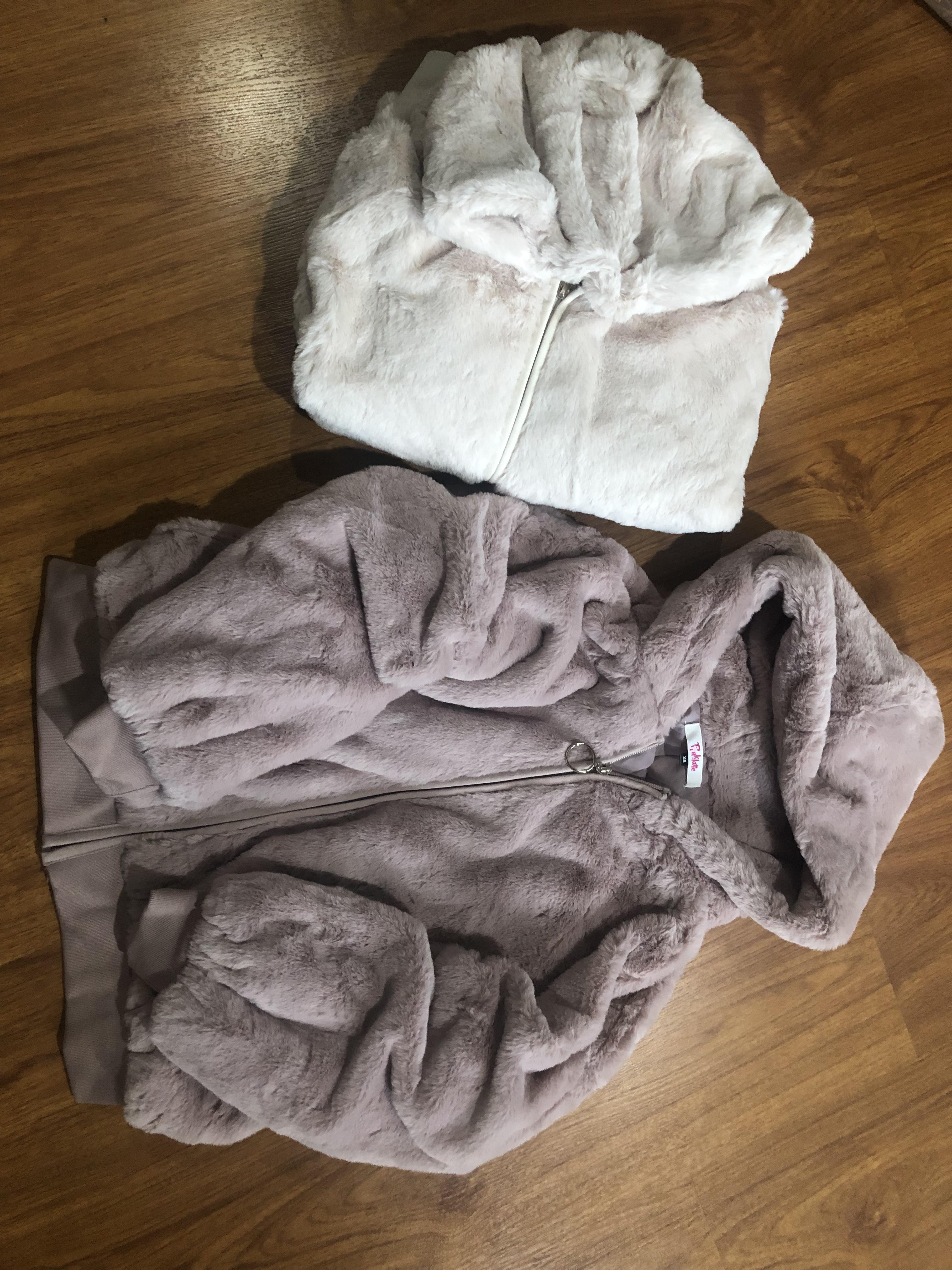 Pink latte เสื้อเฟอร์กันหนาว หมวกฮู้ด เสื้อขน (FLUFFY COAT ) แบรนด์ Pink latte