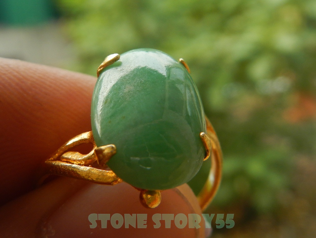 หยกพม่าแท้