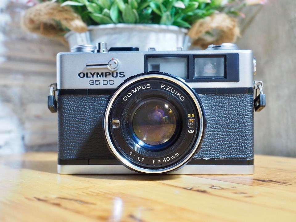 OLYMPUS 35DC OLYMPUS F.ZUIKO 40MM.F1.7