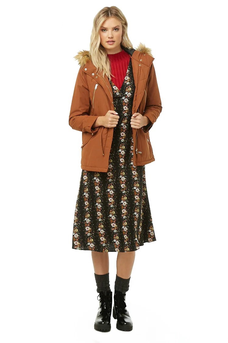 Forever21 เสื้อโค้ทฮู้ดกันหนาว เสื้อปาร์กา parka สีเขียว แต่งเฟอร์ แบรนด์ FOREVER21 เขียว