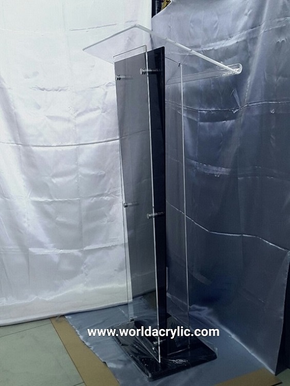 โพเดียม