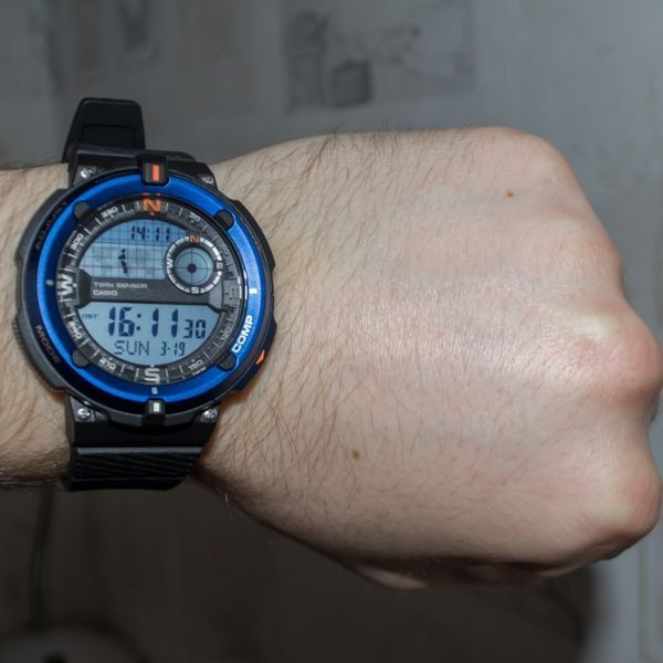 CASIO นาฬิกาคาสิโอ นาฬิกาข้อมือ นาฬิกากันน้ำ นาฬิกาของแท้ ประกันศูนย์ CMG 1 ปี รุ่น SGW-600H-2A นาฬิกาสีดำ