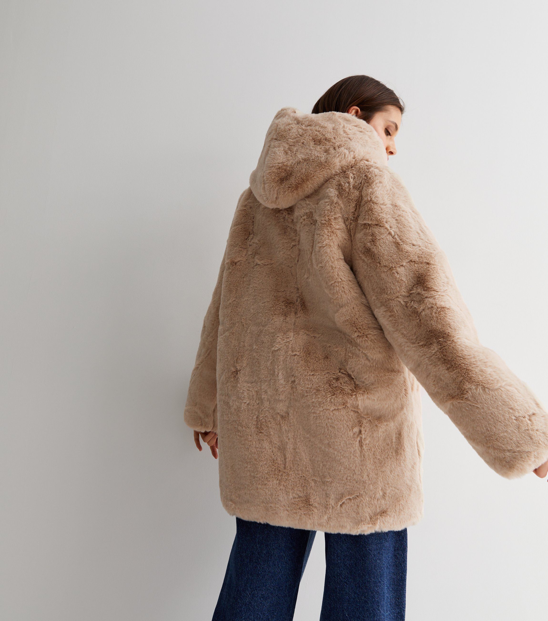 pepco เสื้อเฟอร์กันหนาว หมวกฮู้ด เสื้อขน FLUFFY Coat แบรนด์ PEPCO ดำ / เบจ