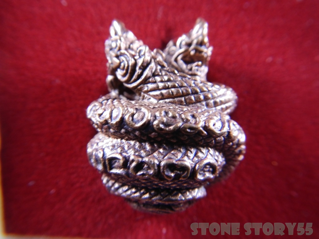 นาคเกี้ยว หลวงปู่คำพันธ์ ใหญ่(ขายแล้ว)