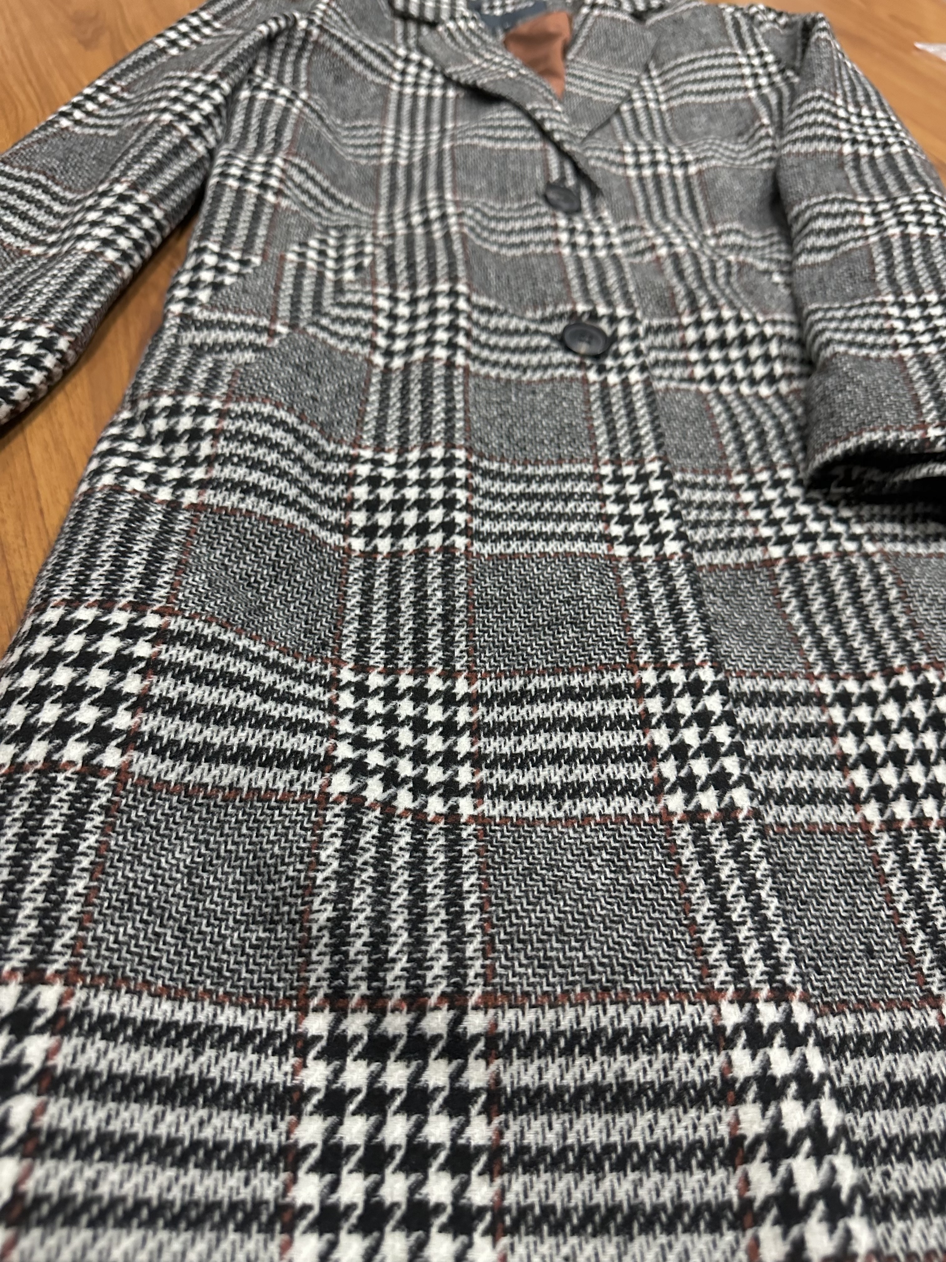 เสื้อโค้ท เสื้อกันหนาว เนื้อผ้าสักหลาดวูล checked coat แบรนด์ reserved สำเนา สำเนา